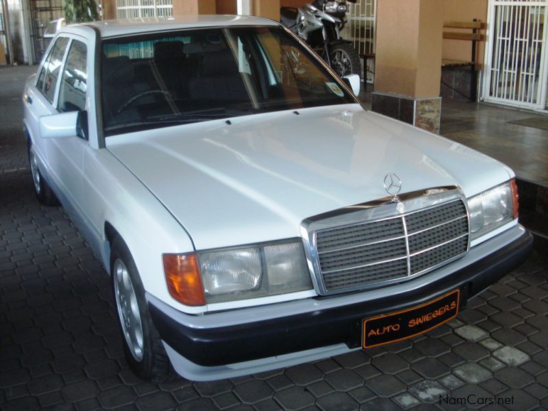 Mercedes-Benz 190E in Namibia