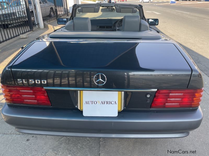 Mercedes-Benz 500 SL in Namibia