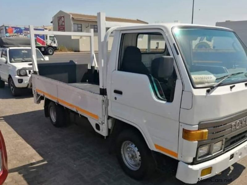 Toyota Dyna 4Y in Namibia