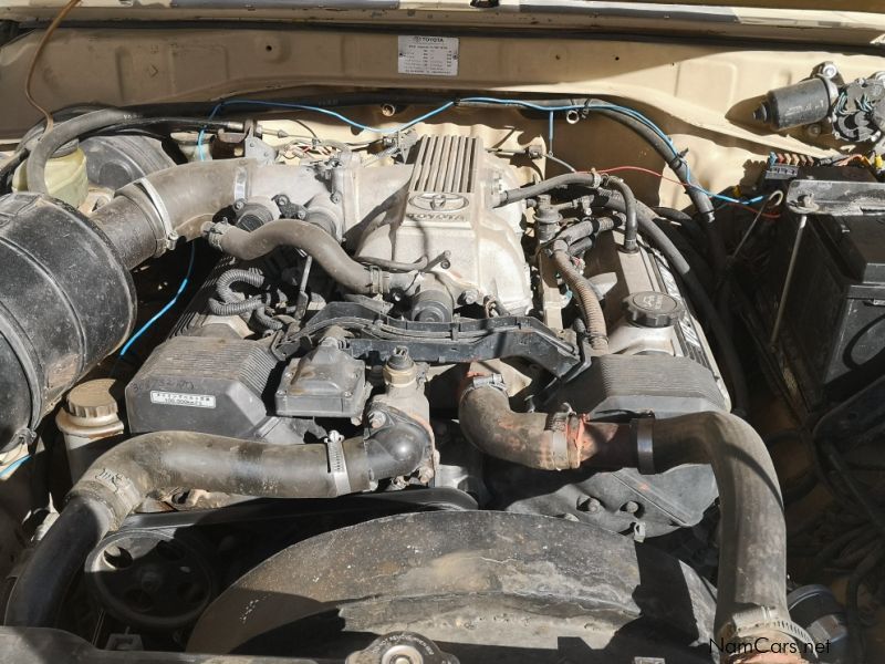 Toyota LAND RUISER (LEXUS V8) in Namibia