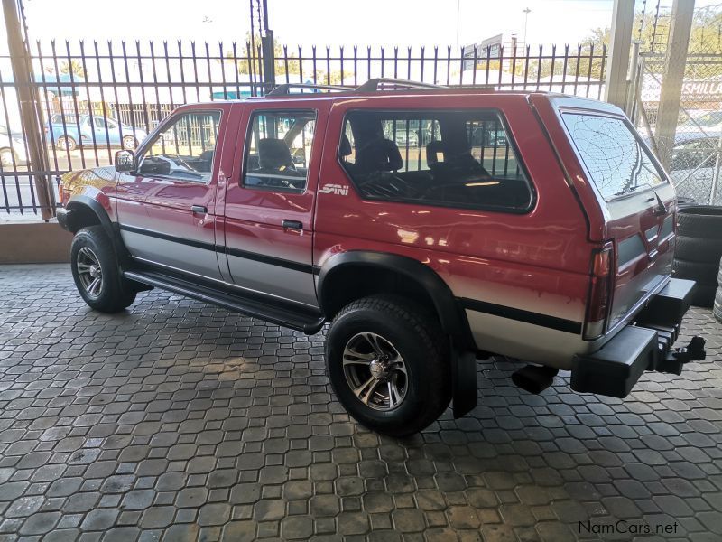 Nissan Sani 3.0 V6 4x4 in Namibia