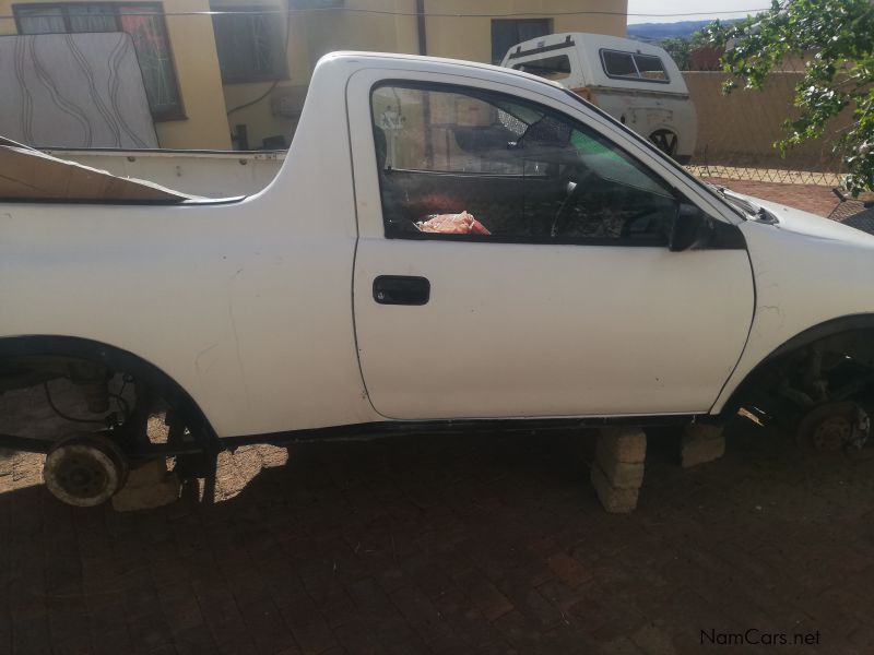 Opel 200 TFL 16 v in Namibia