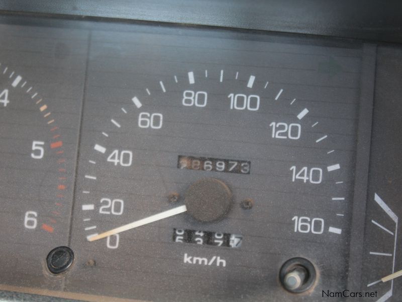 Toyota Hilux 2.4 Diesel 4x4 S cab in Namibia