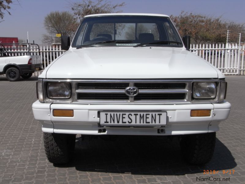 Toyota Hilux 2.4Diesel 4x4 S/cab in Namibia