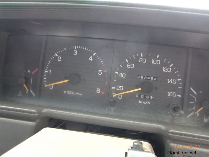 Toyota Hilux 2.4Diesel 4x4 S/cab in Namibia