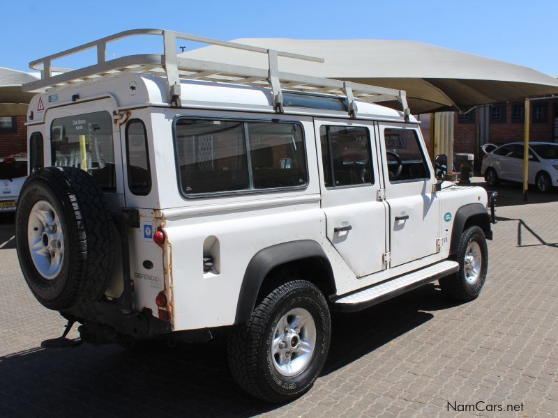 Land Rover DEFENDER 110 3.5V8 in Namibia