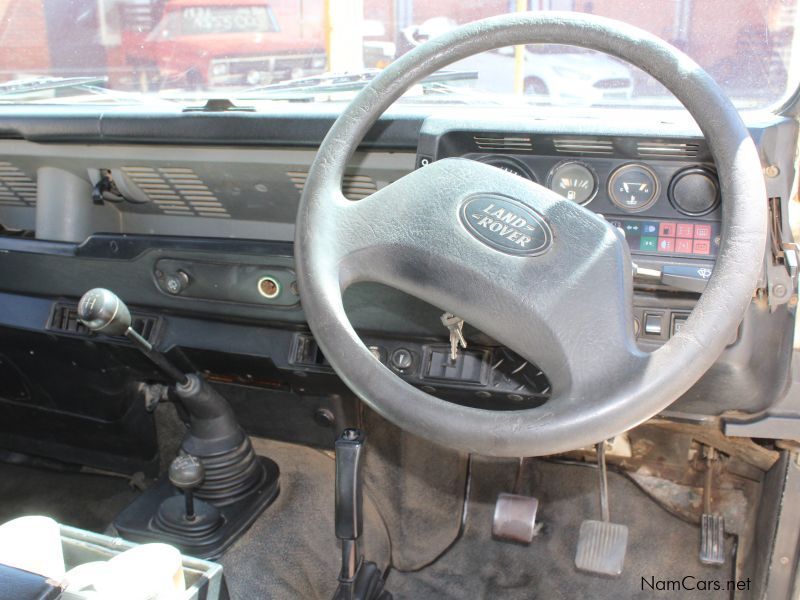 Land Rover DEFENDER 110 3.5V8 in Namibia