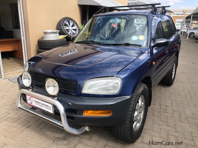 Toyota Rav 4 2.0 AWD in Namibia