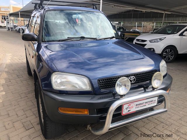 Toyota Rav 4 2.0 AWD in Namibia