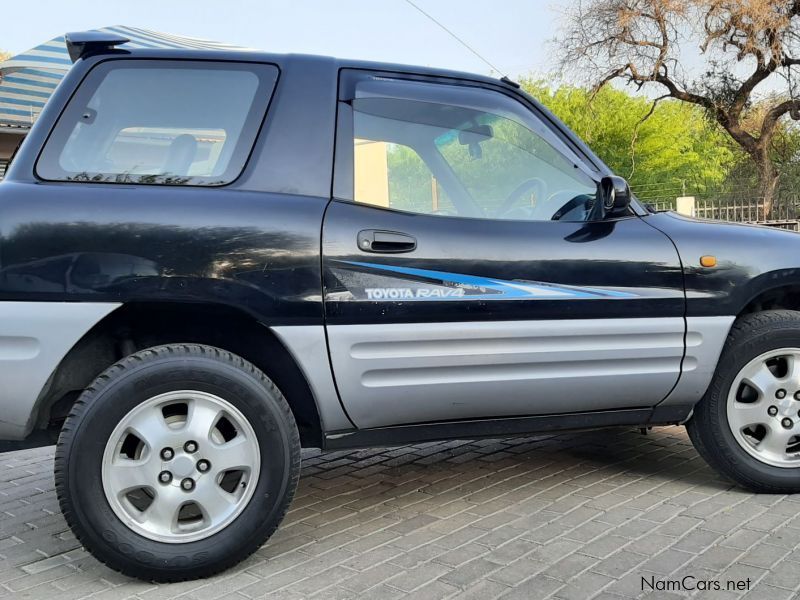 Toyota Rav4 (4X4) in Namibia