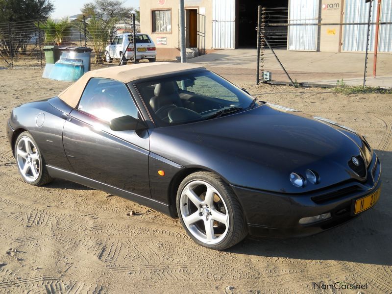 Alfa Romeo Spider in Namibia