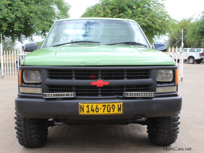 Chevrolet CK2500 5.7 V8 4X4 S/C in Namibia