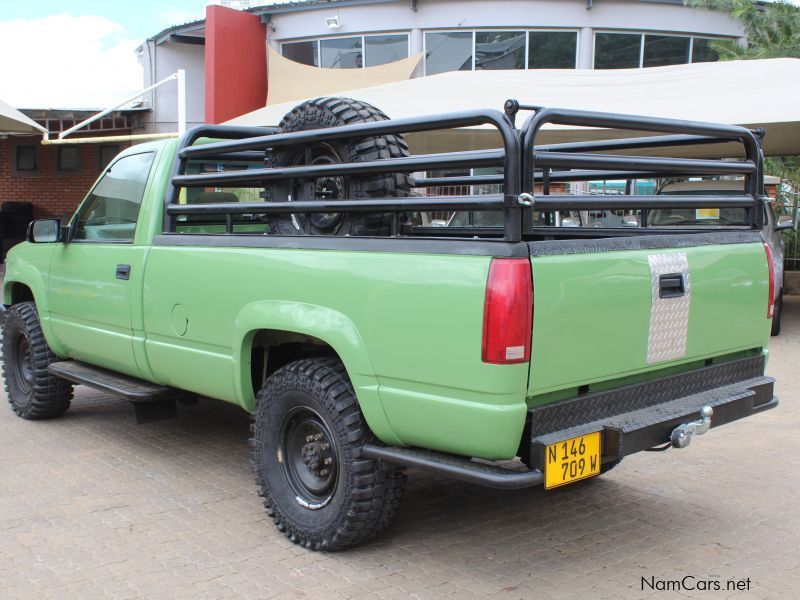 Chevrolet CK2500 5.7 V8 4X4 S/C in Namibia