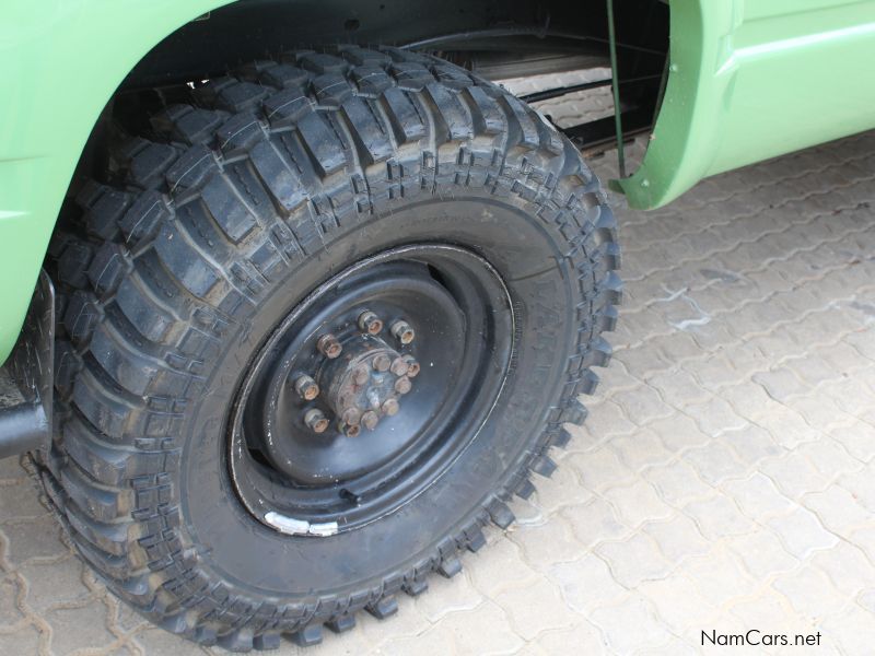 Chevrolet CK2500 5.7 V8 4X4 S/C in Namibia