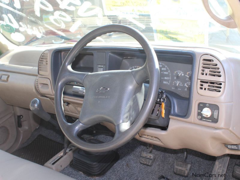 Chevrolet CK2500 5.7 V8 4X4 S/C in Namibia