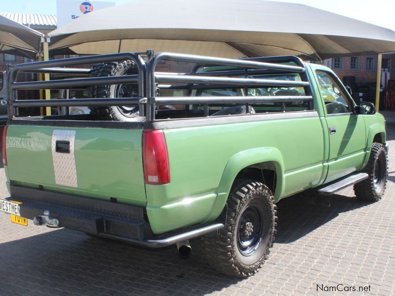 Chevrolet CK2500 5.7 V8 4X4 S/C in Namibia