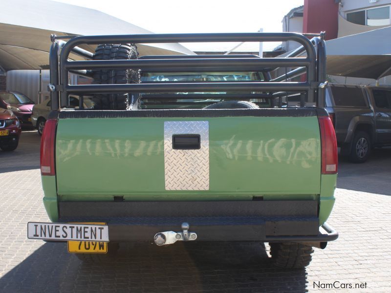 Chevrolet CK2500 5.7 V8 4X4 S/C in Namibia