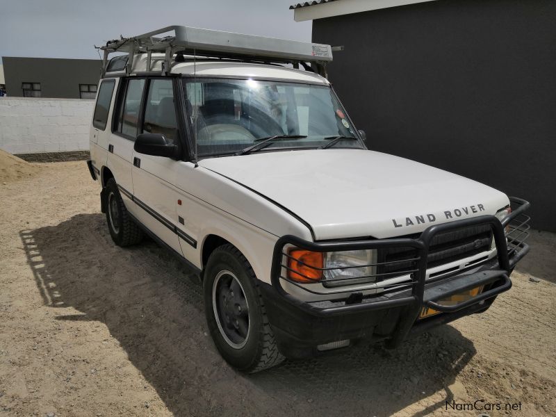 Land Rover Discovery ES V8 in Namibia