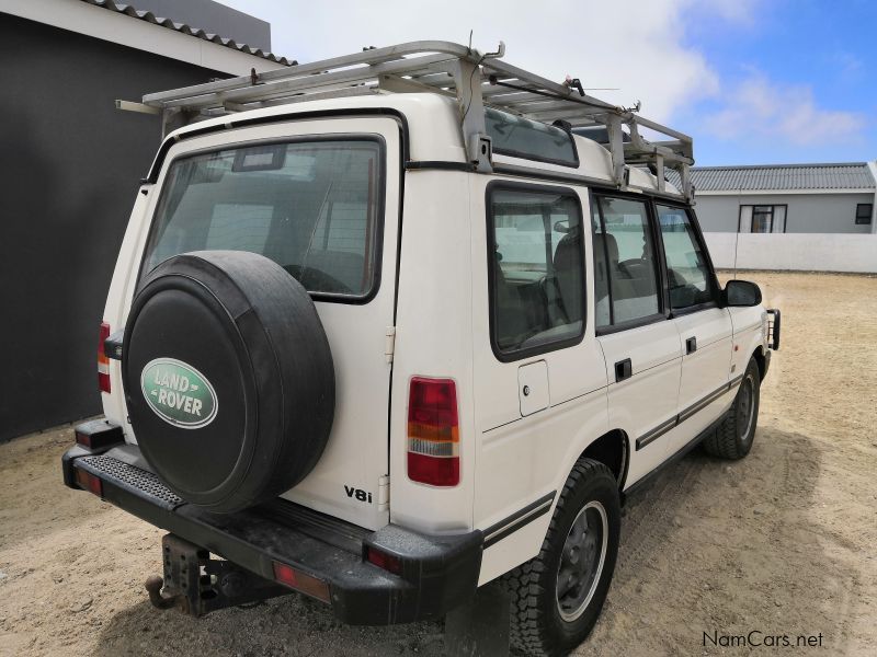 Land Rover Discovery ES V8 in Namibia