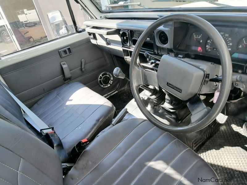 Toyota Land Cruiser 4.2D 4x4 S/C in Namibia