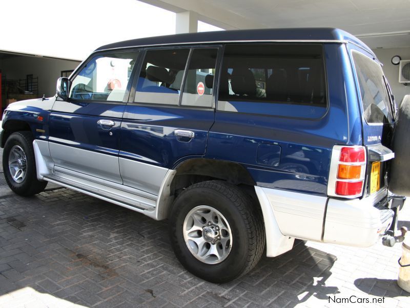 Mitsubishi Pajero 3.5i V6 a/t 4x4 in Namibia