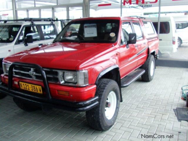 Toyota Hilux 2.4i D/C 4 x 4 in Namibia