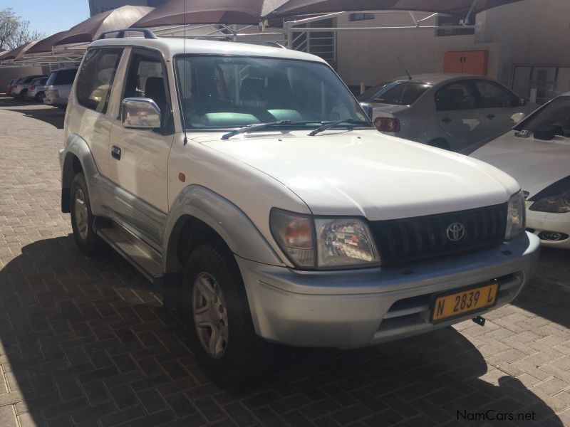 Toyota LANDCRUISER PRADO in Namibia