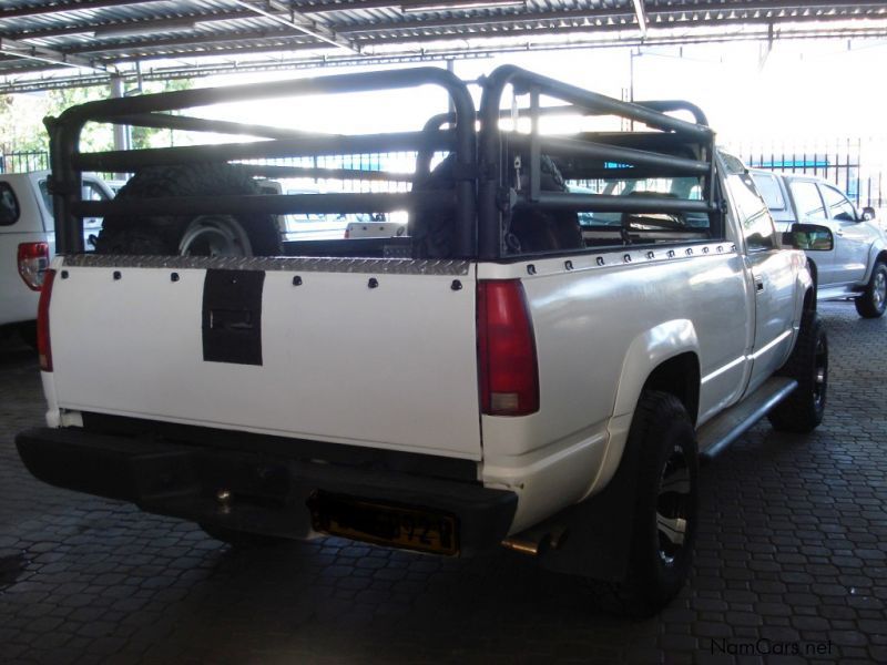 Chevrolet 2500 LWB 4x4 in Namibia
