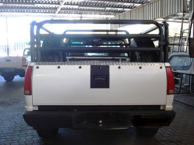 Chevrolet 2500 LWB 4x4 in Namibia