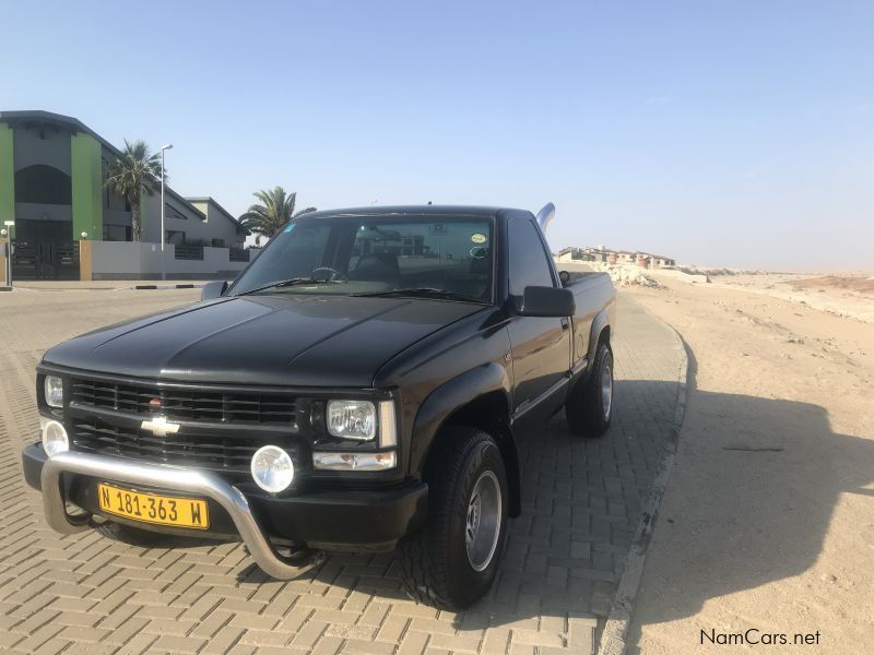 Chevrolet C/K2500 5.7 V8 in Namibia