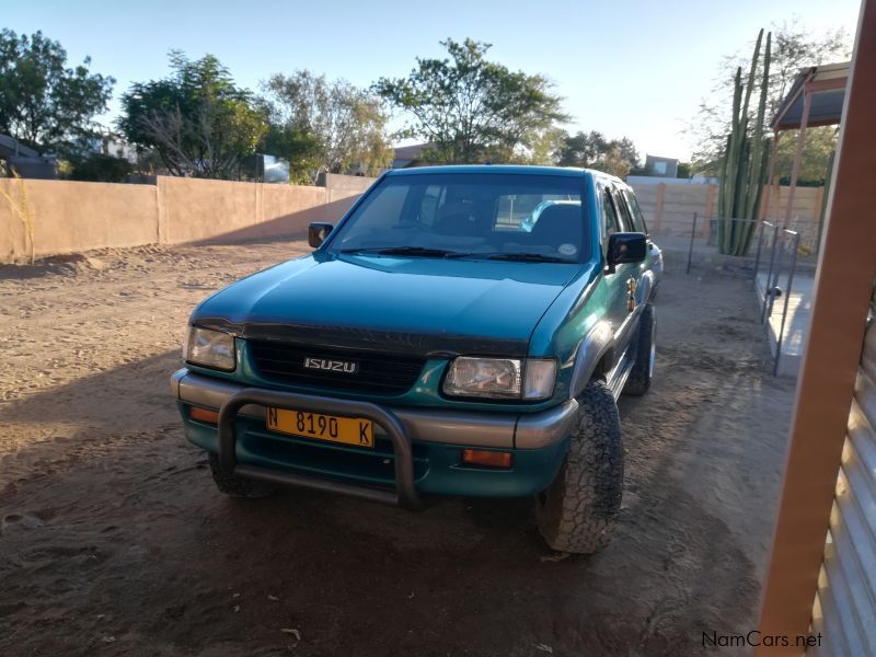Isuzu Frontier 320 V6 in Namibia