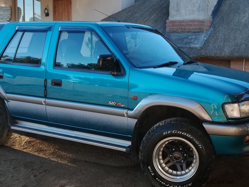 Isuzu Frontier 320 V6 in Namibia