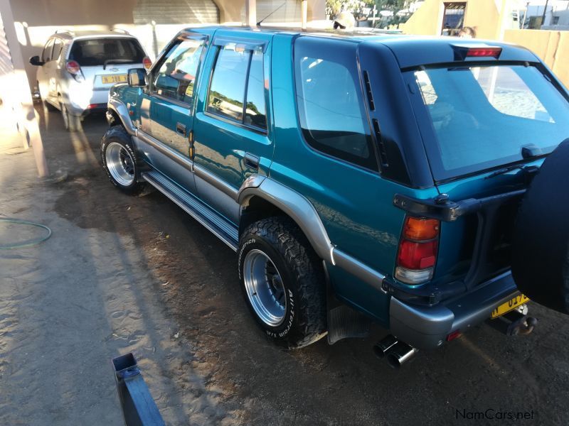 Isuzu Frontier 320 V6 in Namibia