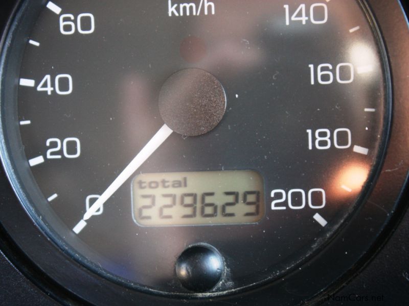 Land Rover Defender 90 TD5 in Namibia