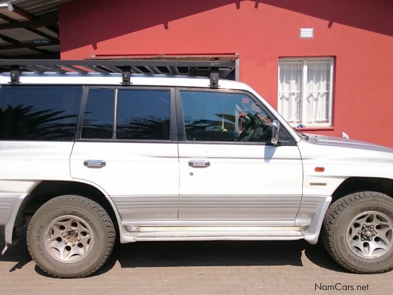 Mitsubishi Pajero GDI V6 3500 Exceed in Namibia