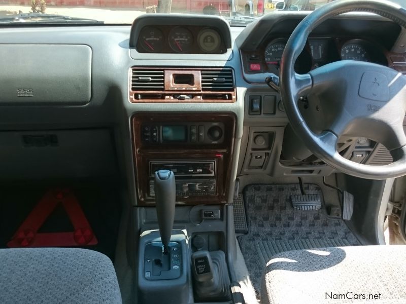 Mitsubishi Pajero GDI V6 3500 Exceed in Namibia
