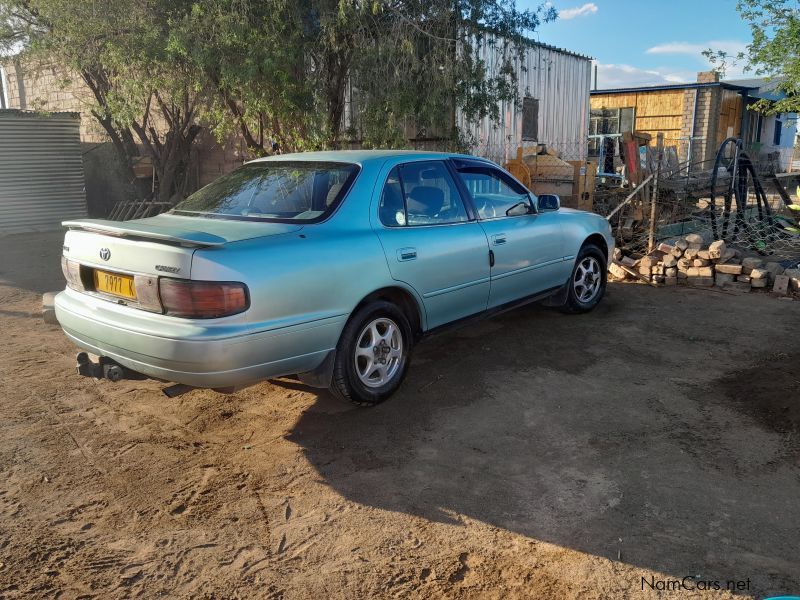 Toyota Camry 220 SEi in Namibia