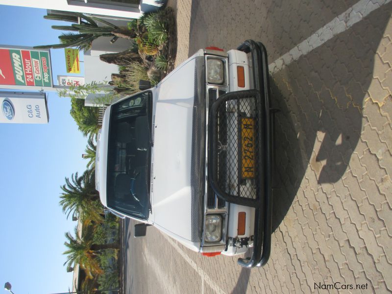 Toyota HILUX 2.4 D D/C 4X2 in Namibia