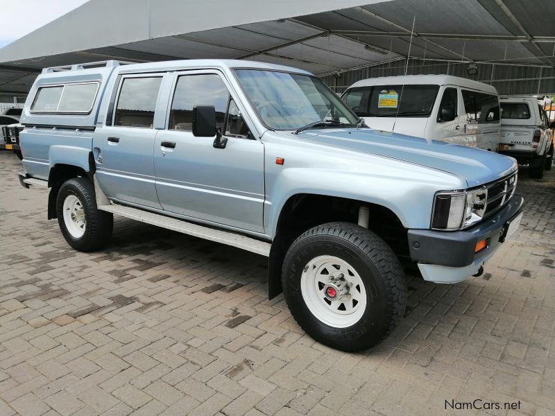 Toyota Hilux 2.2 4x4 D/C P/U in Namibia