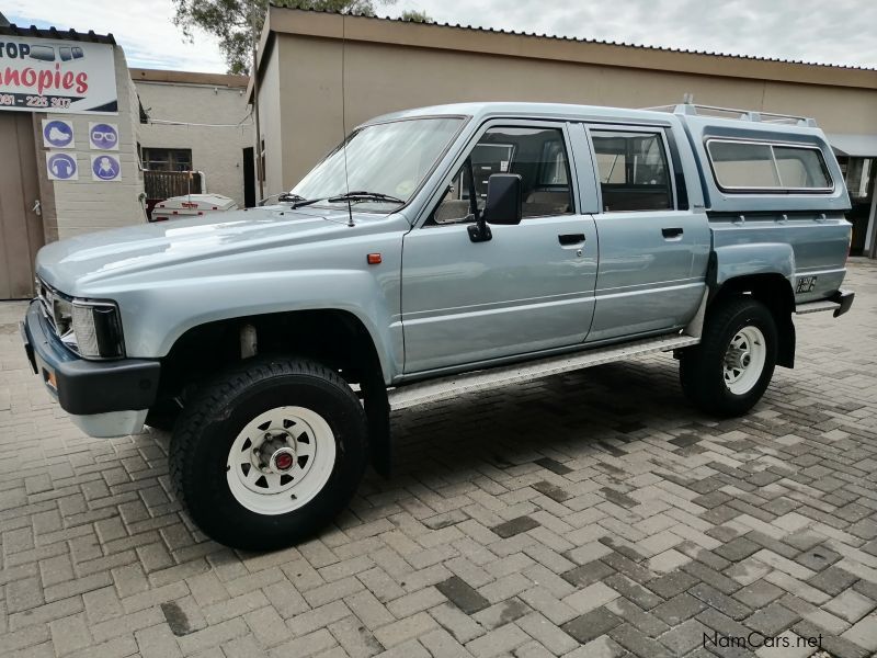 Toyota Hilux 2.2 4x4 D/C P/U in Namibia