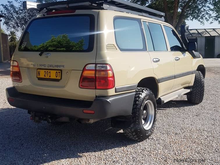 Toyota Land Cruiser 105 GX 4.2 Diesel in Namibia