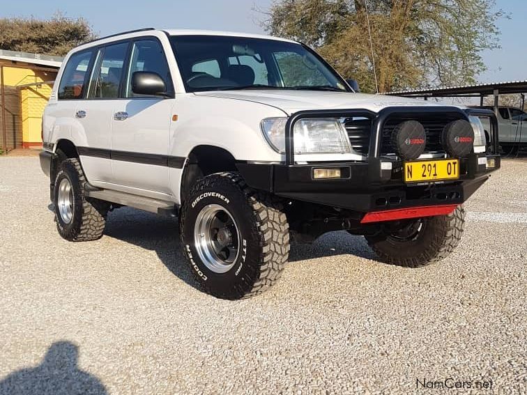 Toyota Land Cruiser 105 in Namibia