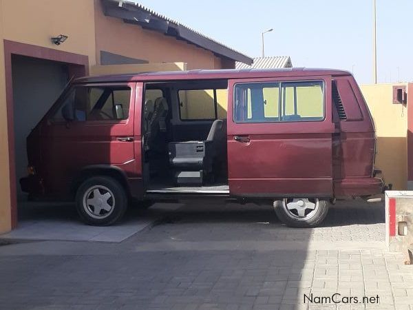 Volkswagen Kombi Microbus 2.6i in Namibia