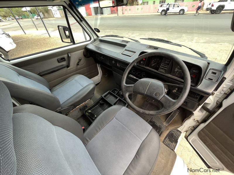 Volkswagen MICROBUS 2.3I in Namibia