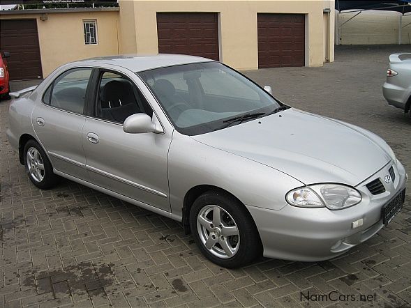 Hyundai ELANTRA 1.6 GLS in Namibia