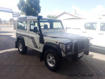 Land Rover Defender TD5 2.5L 4x4 in Namibia