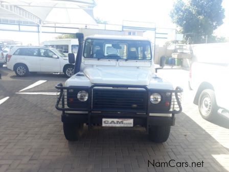 Land Rover Defender TD5 2.5L 4x4 in Namibia