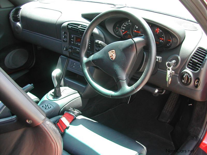 Porsche 911 carrera (996) in Namibia