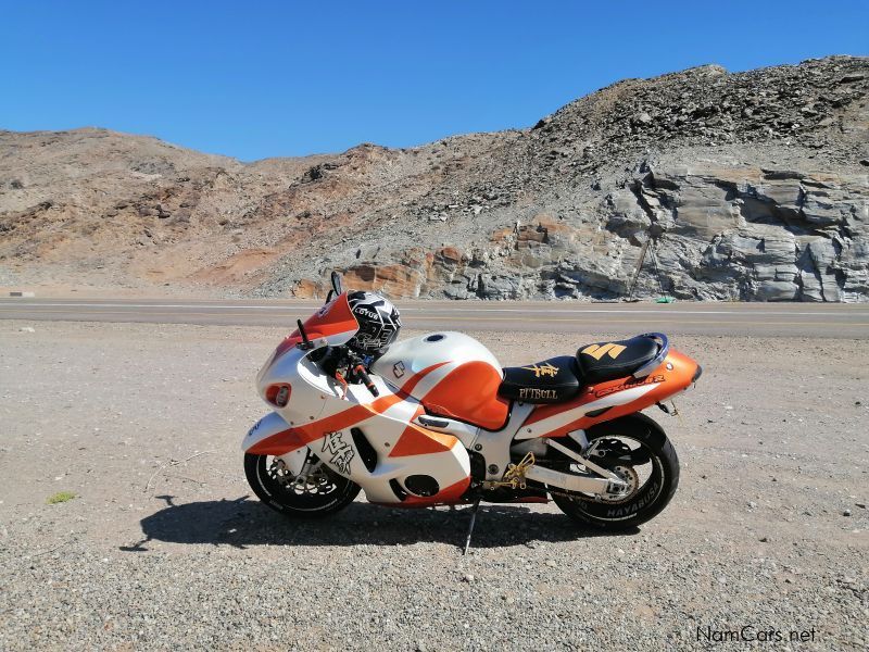 Suzuki Hayabusa gsx1300r in Namibia