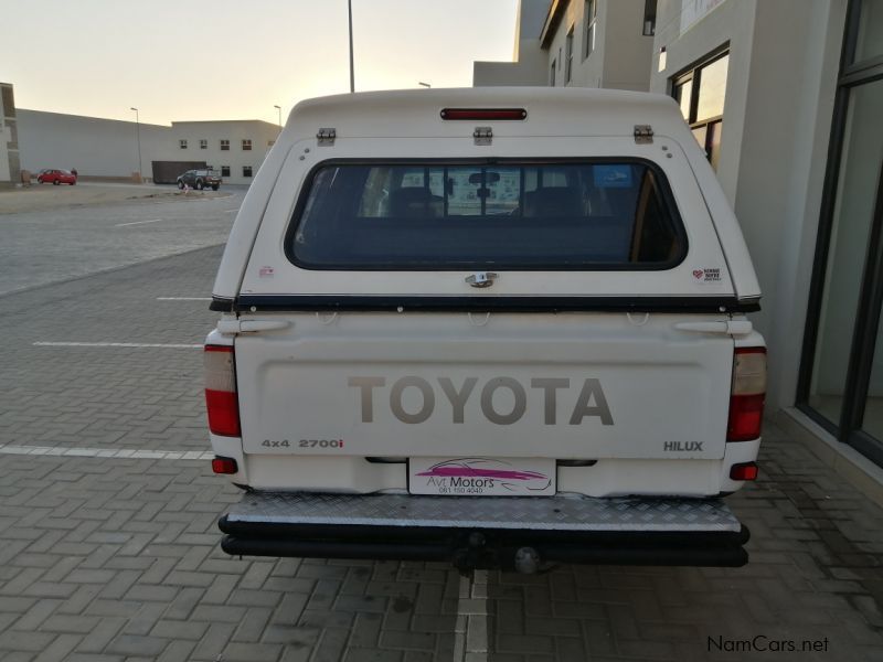 Toyota Hilux 2700i DC 4x4 in Namibia